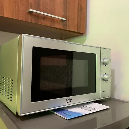 Apartamento Mona Przy Stacji Metra